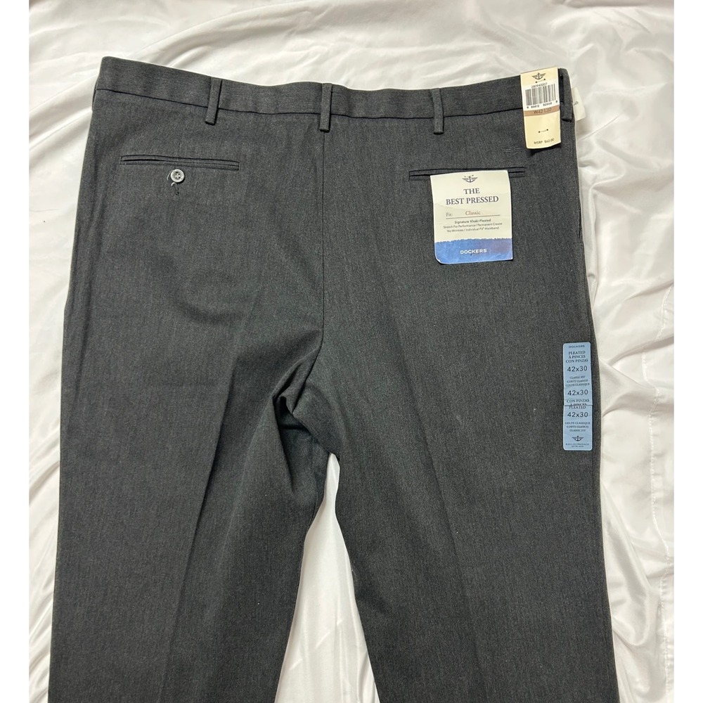 Dockers The Best Pressed Pleated Classic Fit Khaki Pants Charcoal NWT Mens 42x30 - Picture 9 of 16